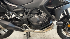 Honda NT1100 Manual (22 Model Year)